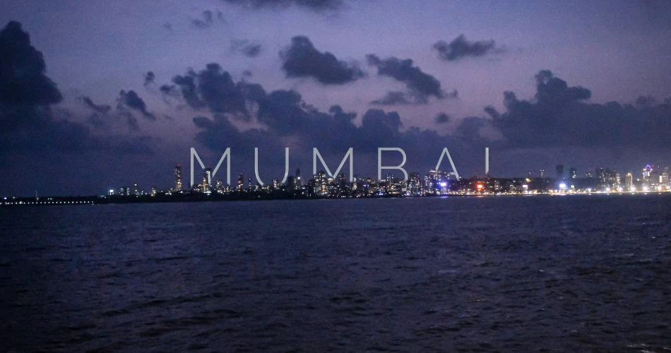 Night Markets in Mumbai: Where Shopping Meets Midnight Snacks