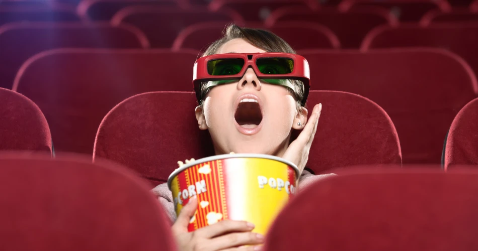 Regal Cinema: Experiencing Movies in an Art Deco Marvel