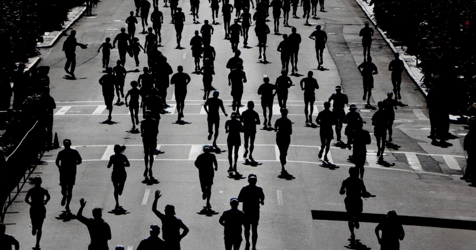 Maratón de Mumbai. Una ciudad que corre con espíritu y fuerza.