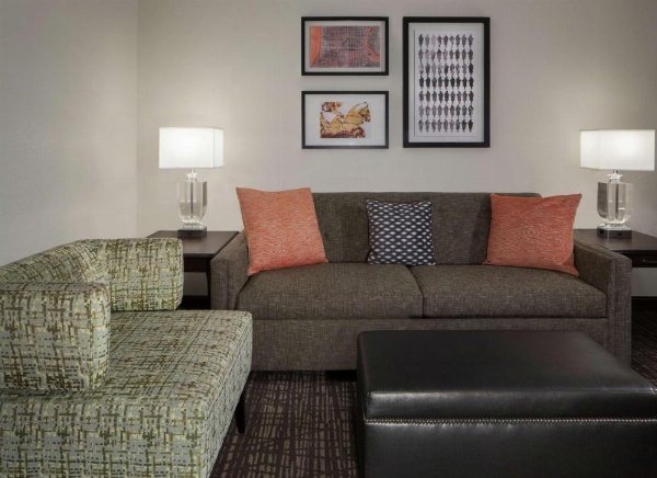 Embassy Suites by Hilton Philadelphia Airport image 30