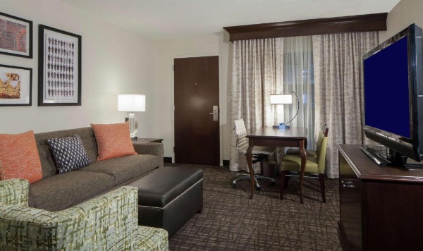 Embassy Suites by Hilton Philadelphia Airport image 51